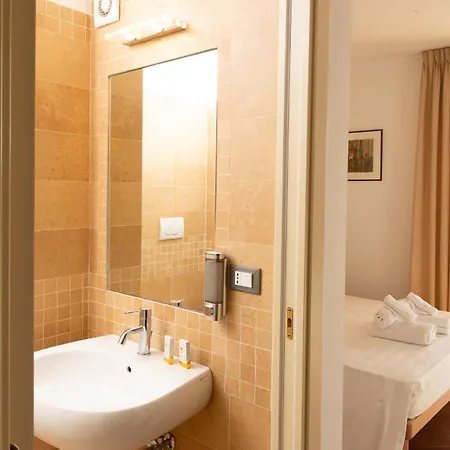 La Rocca Relais Oda ve Kahvaltı 3*