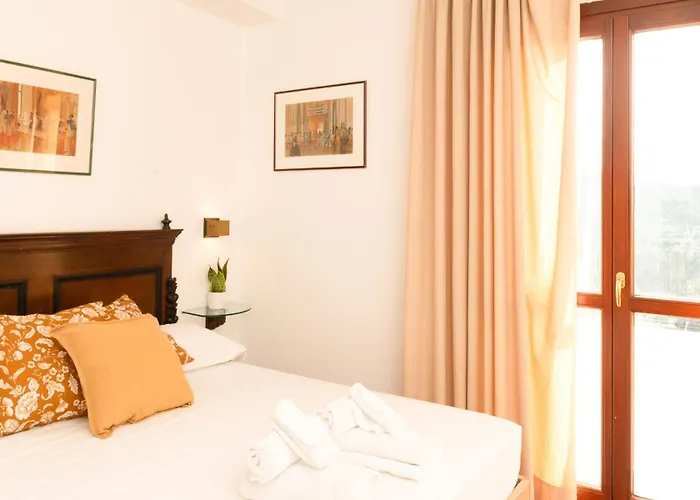 Panzió La Rocca Relais 3*