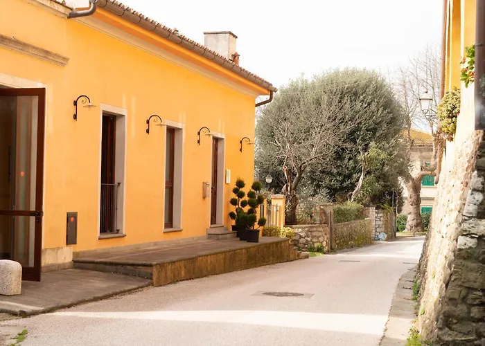 Panzió La Rocca Relais Serravalle Pistoiese